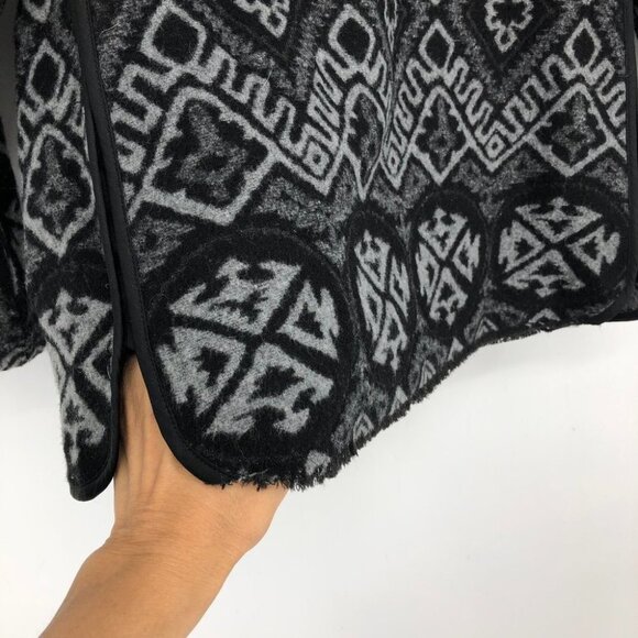 Rebecca Taylor - Grey & Black Print Wool Shell Top  size 2 - Picture 12 of 16
